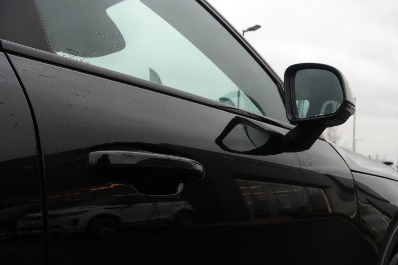 2019 (19) VOLVO XC40 2.0 D3 R DESIGN 5dr AWD Geartronic 5025246