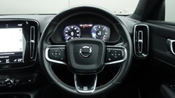 2019 (19) VOLVO XC40 2.0 D3 R DESIGN 5dr AWD Geartronic 5025237