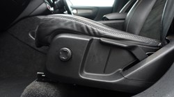 2019 (19) VOLVO XC40 2.0 D3 R DESIGN 5dr AWD Geartronic 5025278