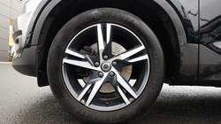 2019 (19) VOLVO XC40 2.0 D3 R DESIGN 5dr AWD Geartronic 5025251
