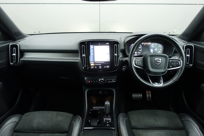 2019 (19) VOLVO XC40 2.0 D3 R DESIGN 5dr AWD Geartronic 5025232