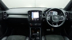 2019 (19) VOLVO XC40 2.0 D3 R DESIGN 5dr AWD Geartronic 5025232