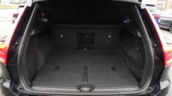 2019 (19) VOLVO XC40 2.0 D3 R DESIGN 5dr AWD Geartronic 5025233