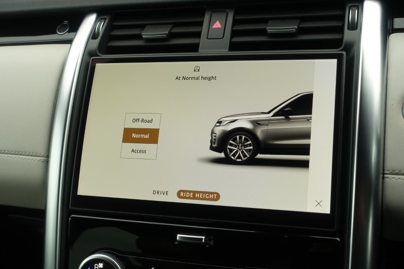 2022 (22) LAND ROVER DISCOVERY 3.0 D300 S 5dr Auto 5110375