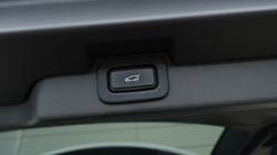 2022 (22) LAND ROVER DISCOVERY 3.0 D300 S 5dr Auto 5110368