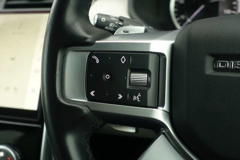 2022 (22) LAND ROVER DISCOVERY 3.0 D300 S 5dr Auto 5110373