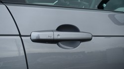 2022 (22) LAND ROVER DISCOVERY 3.0 D300 S 5dr Auto 5110359