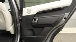 2022 (22) LAND ROVER DISCOVERY 3.0 D300 S 5dr Auto 5110386