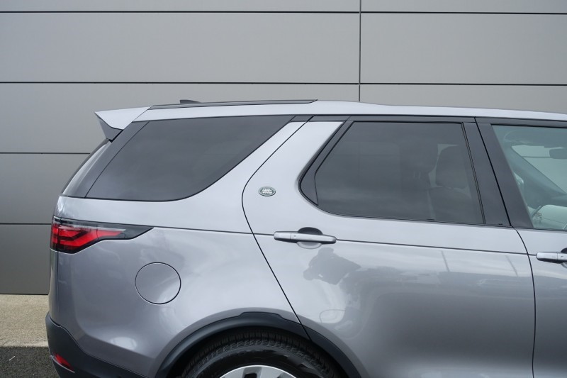 2022 (22) LAND ROVER DISCOVERY 3.0 D300 S 5dr Auto 5110360