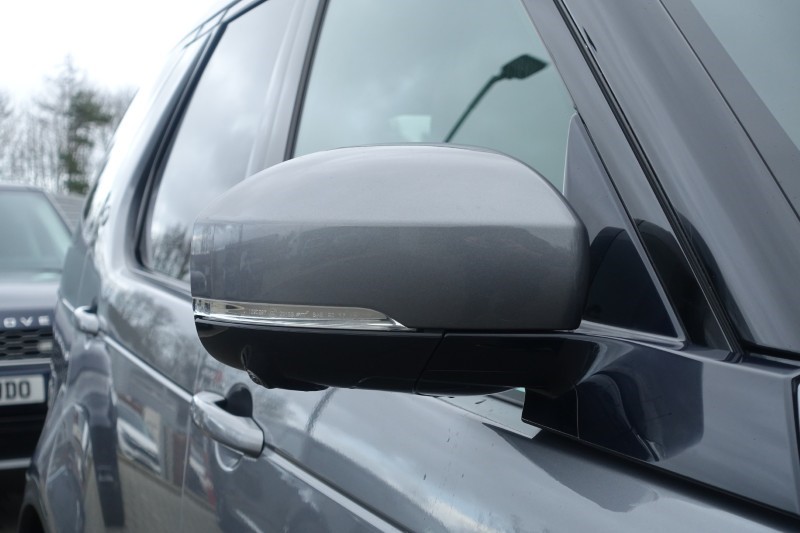 2022 (22) LAND ROVER DISCOVERY 3.0 D300 S 5dr Auto 5110358