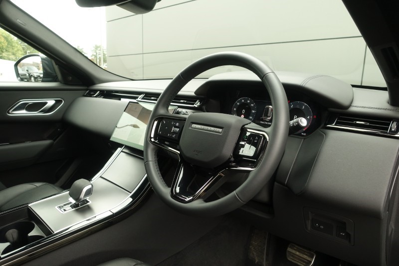 2026 (75) LAND ROVER RANGE ROVER VELAR 2.0 D200 MHEV Dynamic SE 5dr Auto 5756912