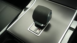 2026 (75) LAND ROVER RANGE ROVER VELAR 2.0 D200 MHEV Dynamic SE 5dr Auto 5756882