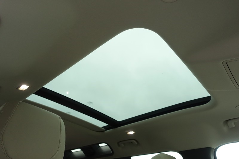 2020 (70) LAND ROVER DEFENDER 2.0 D240 First Edition 110 5dr Auto 5031441