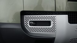 2020 (70) LAND ROVER DEFENDER 2.0 D240 First Edition 110 5dr Auto 5031411