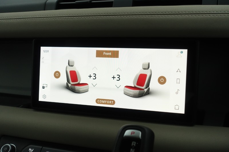 2020 (70) LAND ROVER DEFENDER 2.0 D240 First Edition 110 5dr Auto 5031433