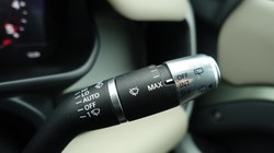 2020 (70) LAND ROVER DEFENDER 2.0 D240 First Edition 110 5dr Auto 5031427