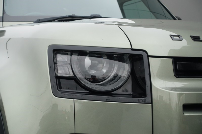 2020 (70) LAND ROVER DEFENDER 2.0 D240 First Edition 110 5dr Auto 5031406