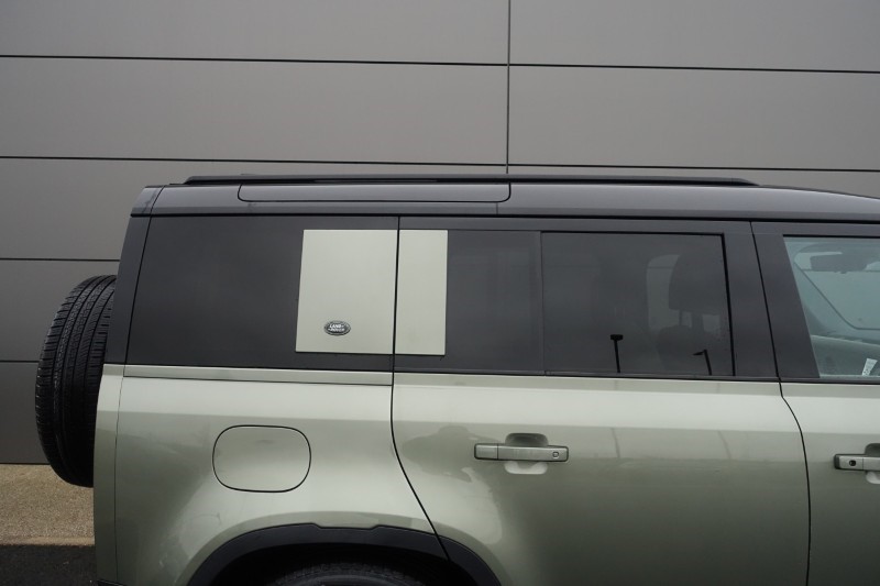 2020 (70) LAND ROVER DEFENDER 2.0 D240 First Edition 110 5dr Auto 5031414