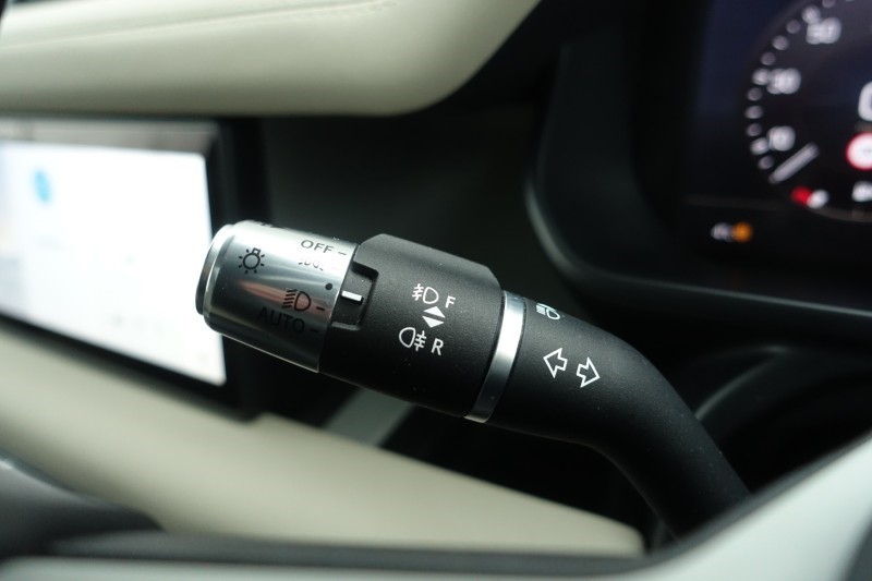 2020 (70) LAND ROVER DEFENDER 2.0 D240 First Edition 110 5dr Auto 5031428