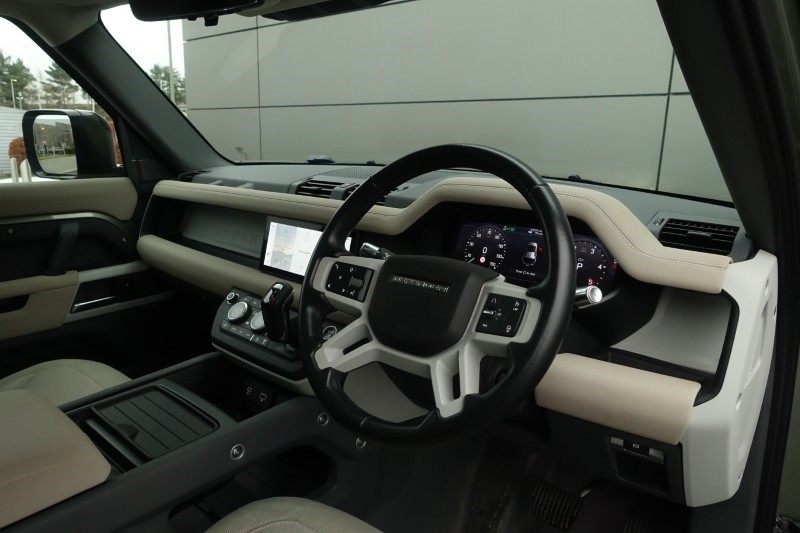 2020 (70) LAND ROVER DEFENDER 2.0 D240 First Edition 110 5dr Auto 5031440