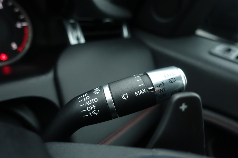 2020 (70) LAND ROVER DISCOVERY SPORT 2.0 D180 R-Dynamic S 5dr Auto 5024763