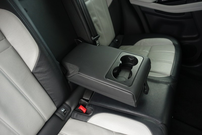 2021 (21) LAND ROVER RANGE ROVER EVOQUE 2.0 D200 R-Dynamic SE 5dr Auto 4999369