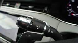 2021 (21) LAND ROVER RANGE ROVER EVOQUE 2.0 D200 R-Dynamic SE 5dr Auto 4999351