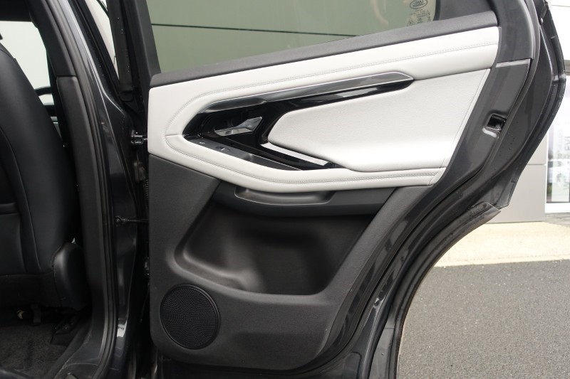 2021 (21) LAND ROVER RANGE ROVER EVOQUE 2.0 D200 R-Dynamic SE 5dr Auto 4999366