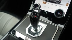 2021 (21) LAND ROVER RANGE ROVER EVOQUE 2.0 D200 R-Dynamic SE 5dr Auto 4999332