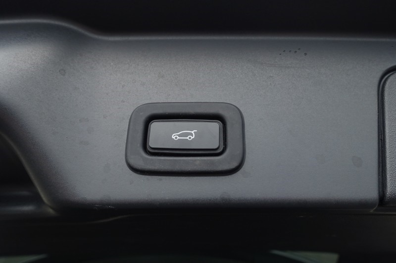 2021 (21) LAND ROVER RANGE ROVER EVOQUE 2.0 D200 R-Dynamic SE 5dr Auto 4999348