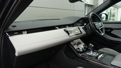 2021 (21) LAND ROVER RANGE ROVER EVOQUE 2.0 D200 R-Dynamic SE 5dr Auto 4999374