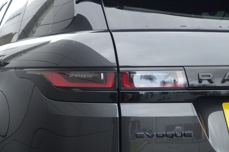2021 (21) LAND ROVER RANGE ROVER EVOQUE 2.0 D200 R-Dynamic SE 5dr Auto 4999337