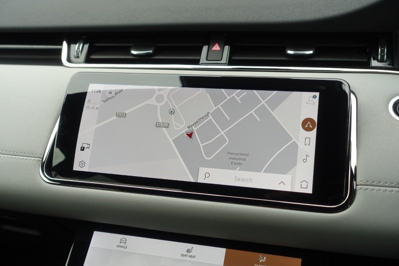 2021 (21) LAND ROVER RANGE ROVER EVOQUE 2.0 D200 R-Dynamic SE 5dr Auto 4999330