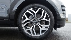 2021 (21) LAND ROVER RANGE ROVER EVOQUE 2.0 D200 R-Dynamic SE 5dr Auto 4999327
