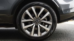 2025 (25) LAND ROVER DISCOVERY 3.0 D350 Dynamic SE 5dr Auto 5006709