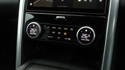 2025 (25) LAND ROVER DISCOVERY 3.0 D350 Dynamic SE 5dr Auto 5006726