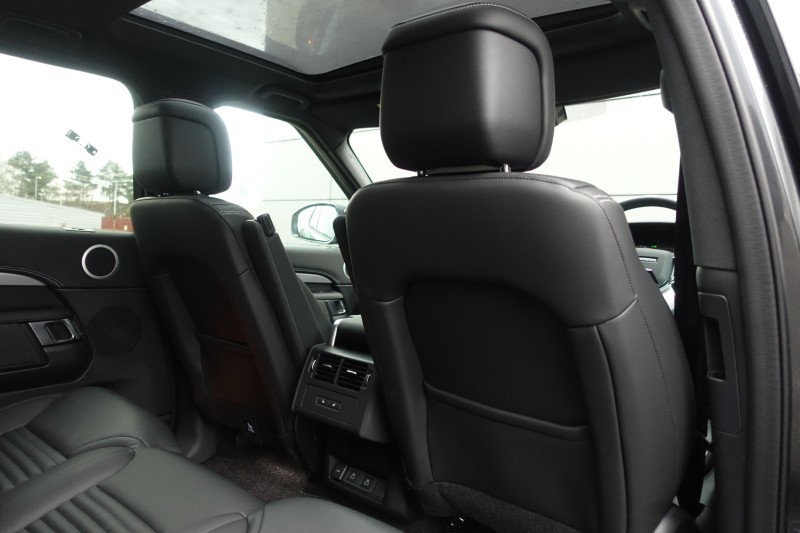 2025 (25) LAND ROVER DISCOVERY 3.0 D350 Dynamic SE 5dr Auto 5006736