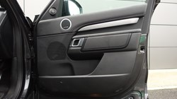 2025 (25) LAND ROVER DISCOVERY 3.0 D350 Dynamic SE 5dr Auto 5006731