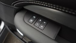 2025 (25) LAND ROVER DISCOVERY 3.0 D350 Dynamic SE 5dr Auto 5006733