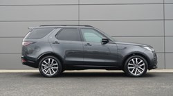 2025 (25) LAND ROVER DISCOVERY 3.0 D350 Dynamic SE 5dr Auto 5006686