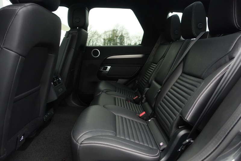 2025 (25) LAND ROVER DISCOVERY 3.0 D350 Dynamic SE 5dr Auto 5006685