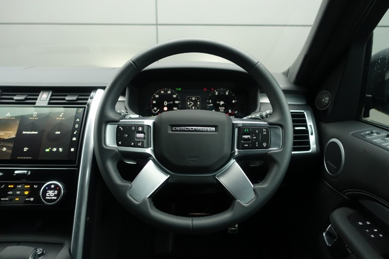 2025 (25) LAND ROVER DISCOVERY 3.0 D350 Dynamic SE 5dr Auto 5006696