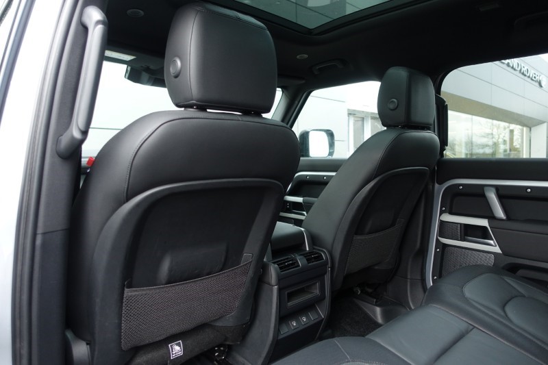 2024 (24) LAND ROVER DEFENDER 2.0 P400e X-Dynamic SE 110 5dr Auto 5006499