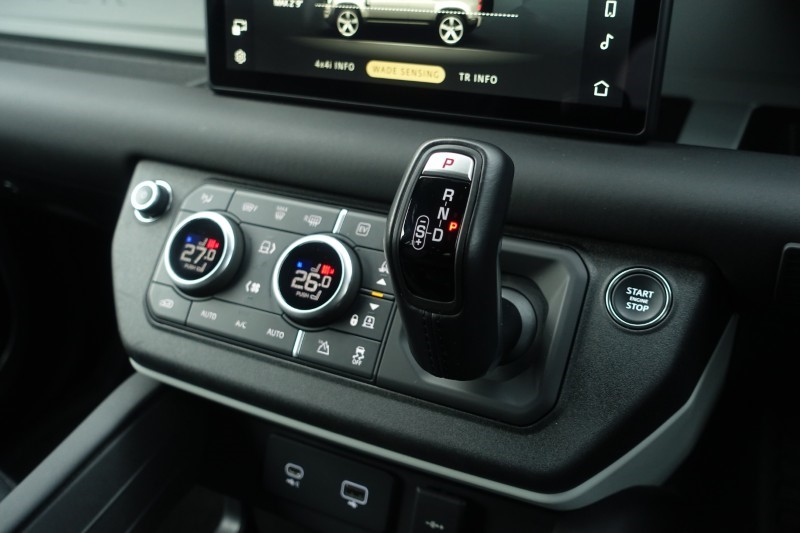 2024 (24) LAND ROVER DEFENDER 2.0 P400e X-Dynamic SE 110 5dr Auto 5006457