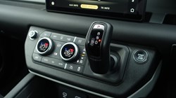 2024 (24) LAND ROVER DEFENDER 2.0 P400e X-Dynamic SE 110 5dr Auto 5006457