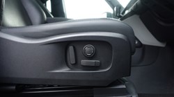 2024 (24) LAND ROVER DEFENDER 2.0 P400e X-Dynamic SE 110 5dr Auto 5006490