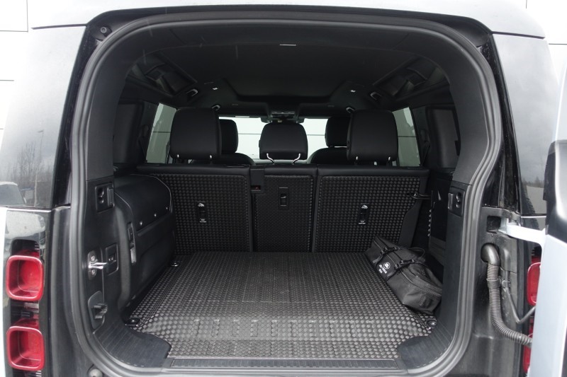 2024 (24) LAND ROVER DEFENDER 2.0 P400e X-Dynamic SE 110 5dr Auto 5006454