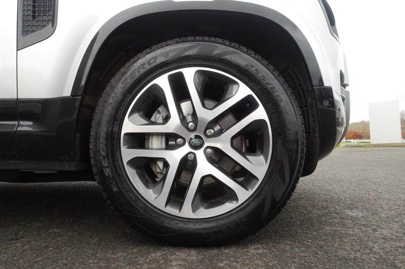 2024 (24) LAND ROVER DEFENDER 2.0 P400e X-Dynamic SE 110 5dr Auto 5006452