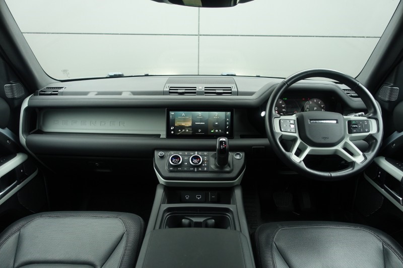 2024 (24) LAND ROVER DEFENDER 2.0 P400e X-Dynamic SE 110 5dr Auto 5006453