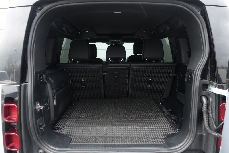 2024 (24) LAND ROVER DEFENDER 2.0 P400e X-Dynamic SE 110 5dr Auto 5006475